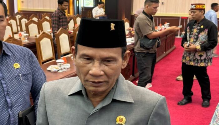 Paripurna Perdana DPRD Kalteng Bahas 5 Raperda Penting