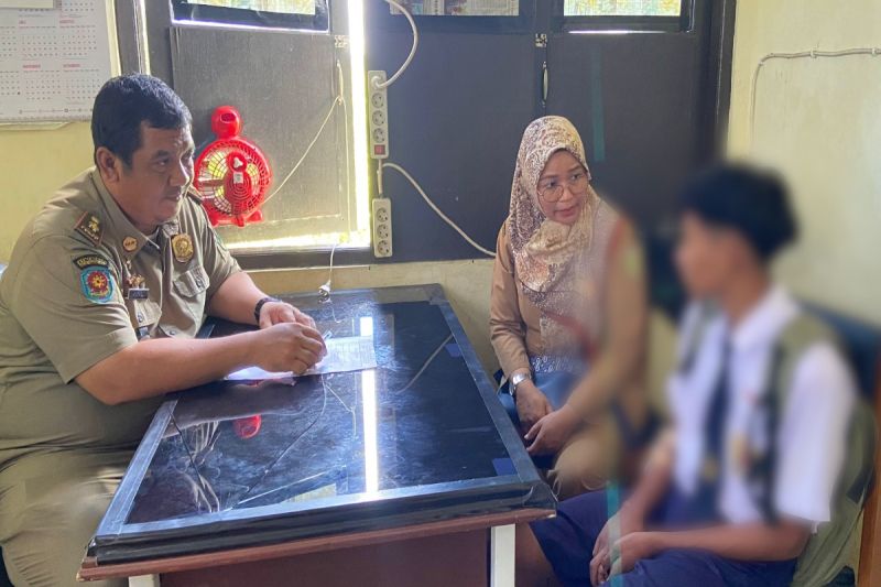 Satpol PP Palangka Raya Amankan 13 Pelajar Diduga Bolos di Jam Sekolah