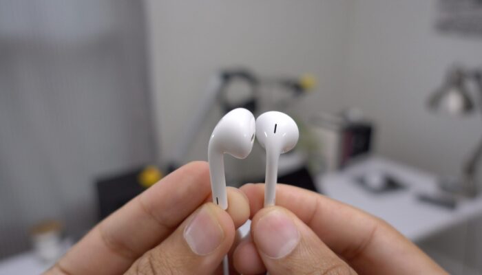 10 Fitur Rahasia Earpods yang Wajib Anda Coba