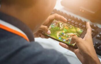 10 Rahasia Memperpanjang Umur Baterai Smartphone untuk Gamer Setia