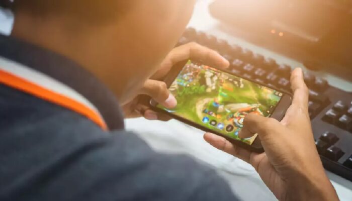 5 Pengaturan Smartphone agar Gaming Lebih Lancar tanpa Merusak Baterai