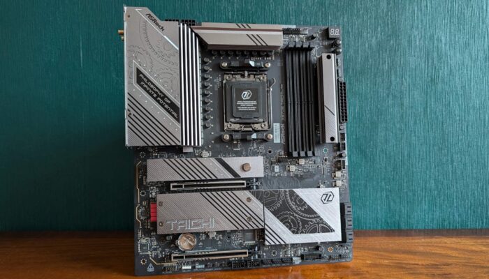 ASRock X870E Taichi Lite: Motherboard Enthusiast dengan Fitur Modern