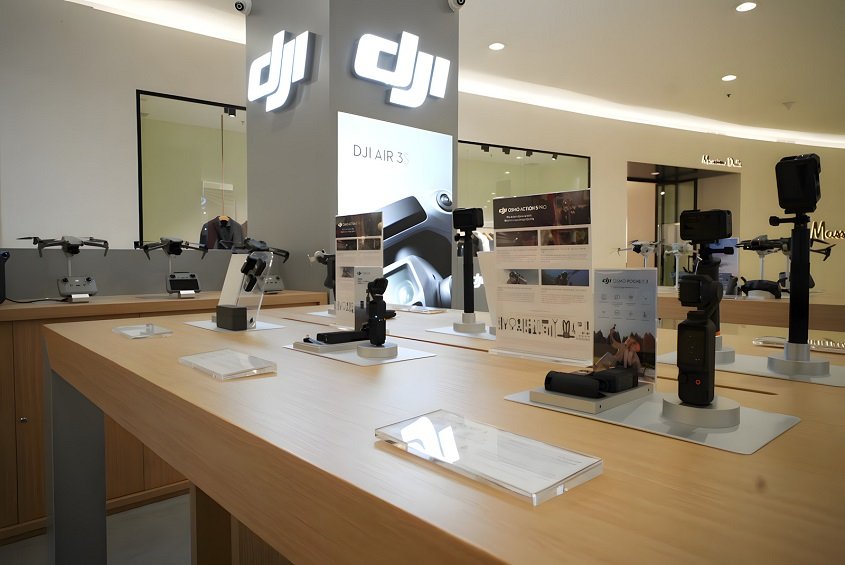 Erajaya Lanjutkan Ekspansi dengan Tiga Gerai DJI Experience Store Baru