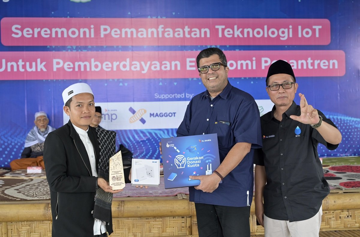 XL Axiata Perkenalkan Solusi IoT dan AI untuk Pesantren di Lombok Timur